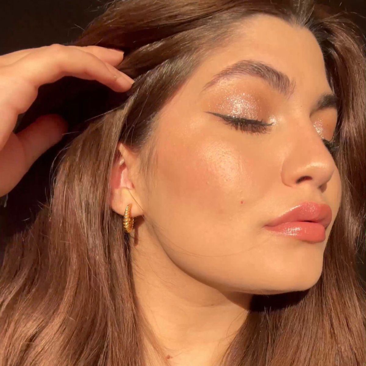 Blondesister Ready To Glow Highlighter